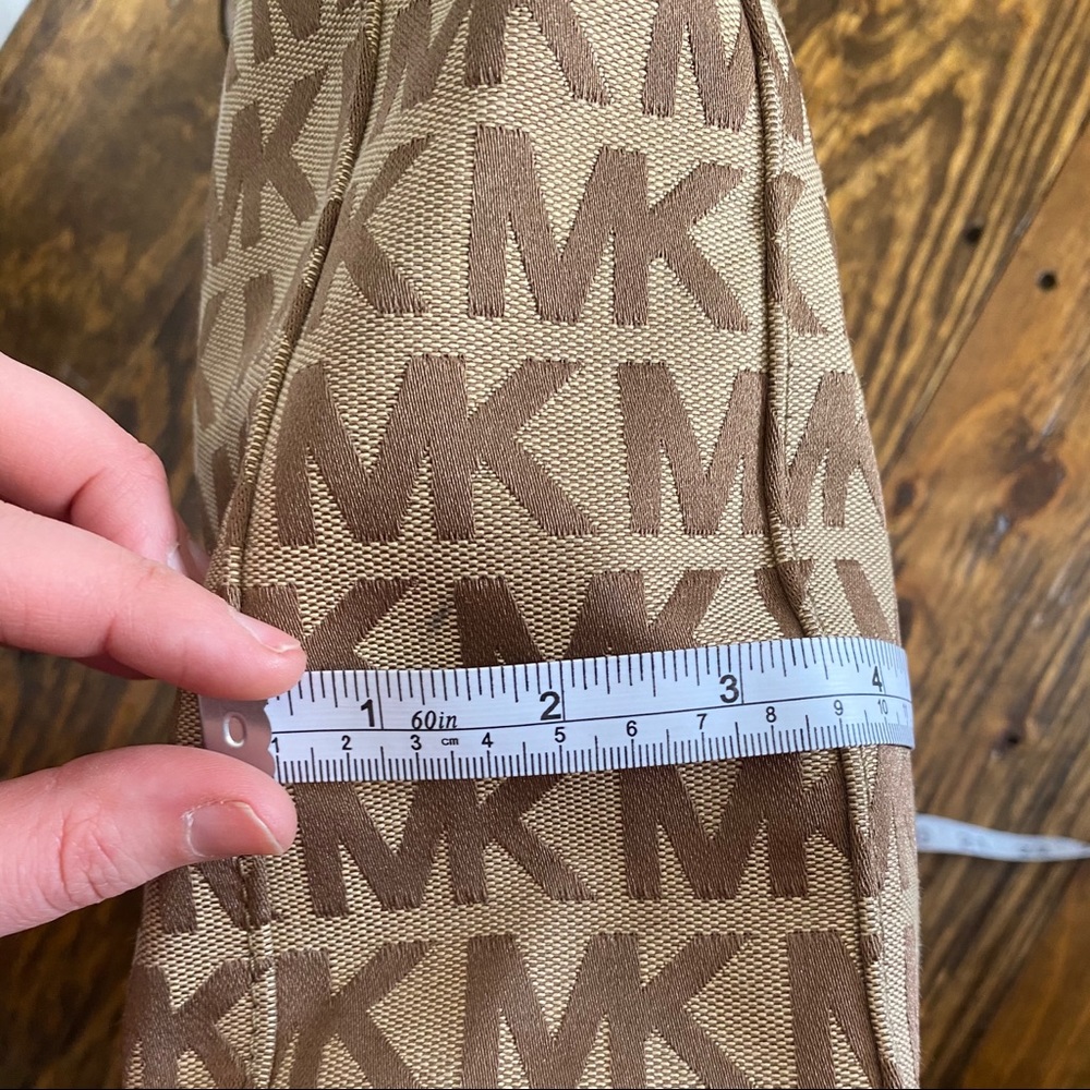 Michael Kors Tan Signature Logo Shoulder Purse - Picture 8 of 14